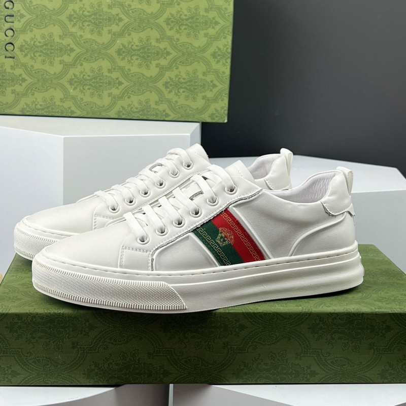 G*u*i casual shoes